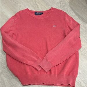 Vineyard vines sweater